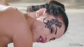 Alyssia Kent on her fours gets ass fucked by Dean Van Damme