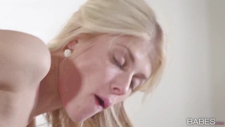 Sweet Cat in stockings gets fucked doggystyle on the floor