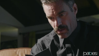 Busty Jessa Rhodes gets her pussy fingered by Charles Dera