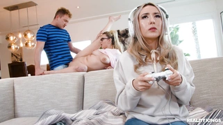 Heather Honey gets her shaved pussy nailed by Van Wylde