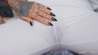 Codi Vore gets her pussy licked by Jessie Lee