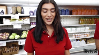 Aubry Babcock is sucking big cock in POV