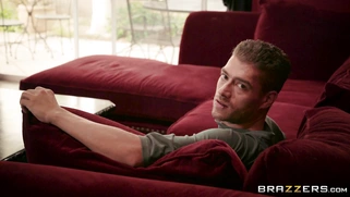 Diamond Foxxx whips out his prick and starts sucking it