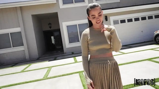 Angelina Moon is sucking cock in POV