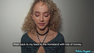 Blonde Geishakyd is sucking dick in POV