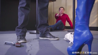 Peta Jensen disarmed the robber with her super big tits