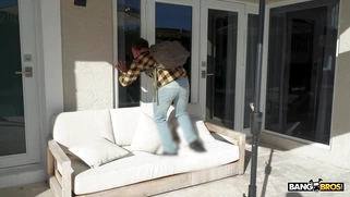 Blaire Johnson is playing with her pussy