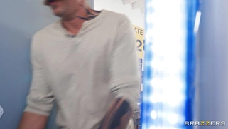 Ameena Green is sucking two big cocks