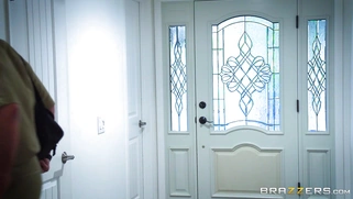 August Ames wakes up to find a big-dicked technician in her bedroom