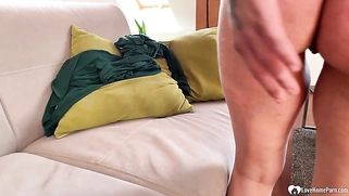 Redhead could not wait to play with herself