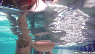 Giant breasted mom Brandy Talore gets slammed in the pool