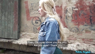 Ruby Lee is getting picked up by Martin Gun outdoors