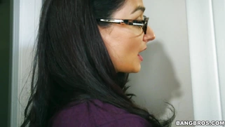 19yo Holly Hendrix gets fucked by her stepbrother