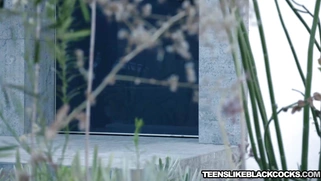 Gorgeous Candice Dare And Kim Gold get huge load of jizz