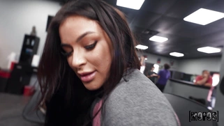 Diamond Franco gets fucked by Tyler Steel standing