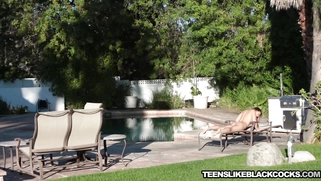 Stunning Sarah Luvv gets pussy fucked in the kitchen by BBC