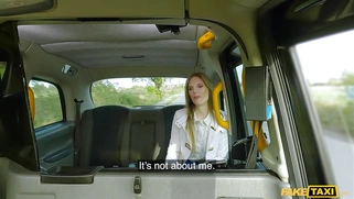 Valentina Love got in the Fake Taxi