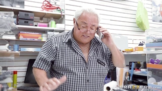 Luna Star fucks her pussy with eggplants in a store