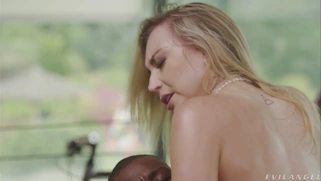 Elisa Calvi is fucking and sucking Jack Rippher on the chair