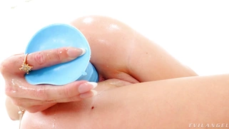 Stella Luxx is fucking her ass with big dildo