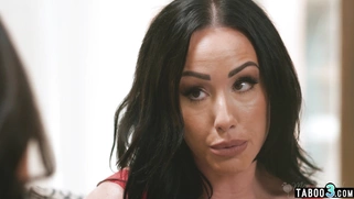 Teen sabotaging MILF moms sale attempts