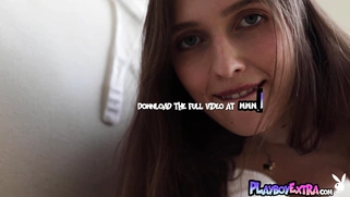 Czech natural talent reveals her pussy