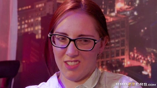 Valentina Nappi shows her blowjob skills to Keiran Lee