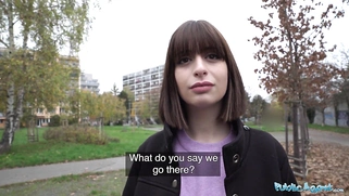 Italian brunette gets her pussy covered in spunk in the spoons position