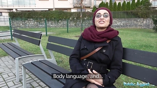 Amateur beauty pays to fuck a big cock