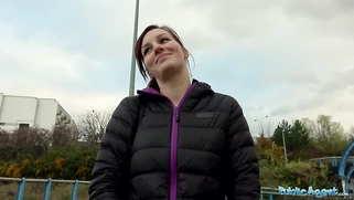 Amateur Babe Fucked from Behind