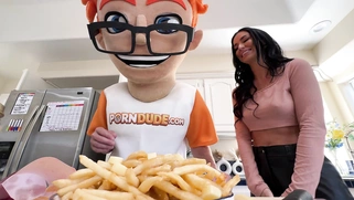 Venus Valencia’s Blowjob Houses My Dick for a Facial Tattoo Bash!