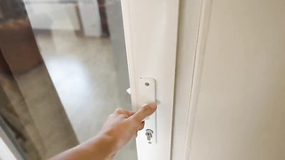 Amateur Threesome With Girlfriend And Her Sister