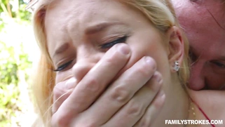 Blonde Riley Star gets fucked standing in the pool