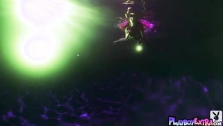 Teen reveals her pussy under the water