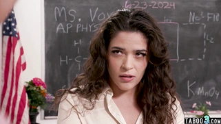 MILF teacher giving a dirty anal lesson