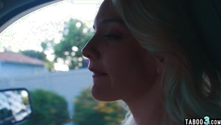 Lesbian asian MILF Dana fingering her GF