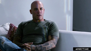 Nymphomaniac Teen Hayley Spades seduces her stepfather's client by masturbating in front of him!