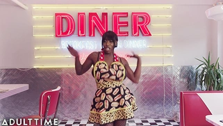 Ebony Mystique SUPER SOAKS the Diner with SQUIRT during Ice Cream Making!