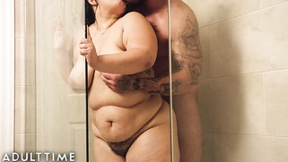 FAT GIRLS Carla Lane Couple Shower Sex With Lover