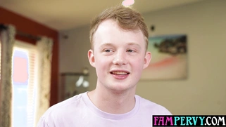 Hot latina MILF stepmom wants a quickie