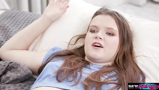 My slut stepcousin let me eat and fuck her pussy