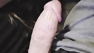 Hot milf gives sexy blow job