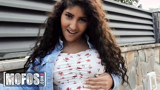 Venus Aphrodite Bounces Her Amazing Big Bubble Butt on Jordi's Big Cock