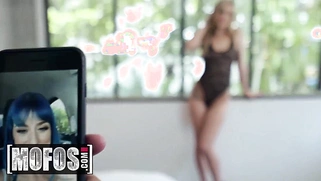 Alt beauties Kali Roses and Jewelz Blu have a threesome