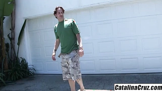 LICENSED TO BLOW - Eric John Nails 18+ Scarlett Marx