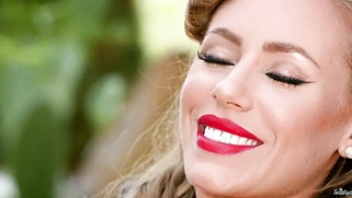 Alluring Matured Nicole Alone In A Picnic, Plays With Her Pussy Outdoors