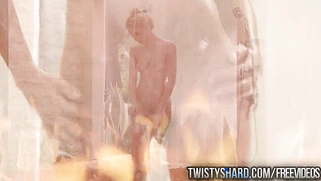 Very Hot babe Staci Carr Gets Pussy Licked And Creampied On The Couch