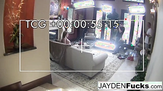 Jayden James Destroys the Avys Set