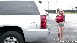 Kenzie Reeves was [censored] by a man in mask in the parking lot