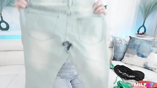 Busty Jessica Ryan Rides Hard in Ripped Jeans